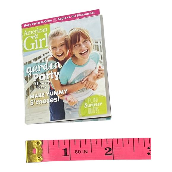NEW American Girl Garden Party MINI MAGAZINE Book 18" Doll Pool Set Accessory! - Picture 6 of 7
